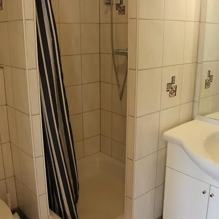 Jaegerwirt Penzion Velden am Wörthersee