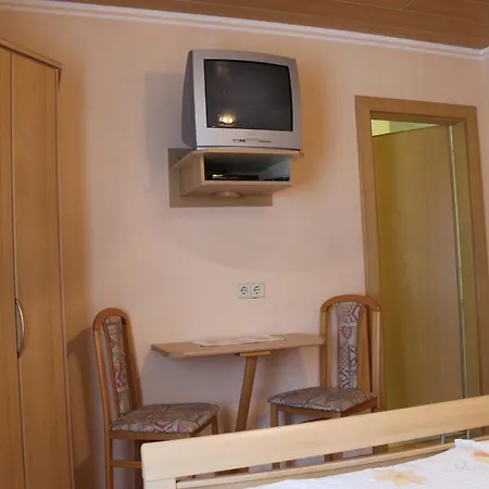 Penzion Jaegerwirt Velden am Wörthersee