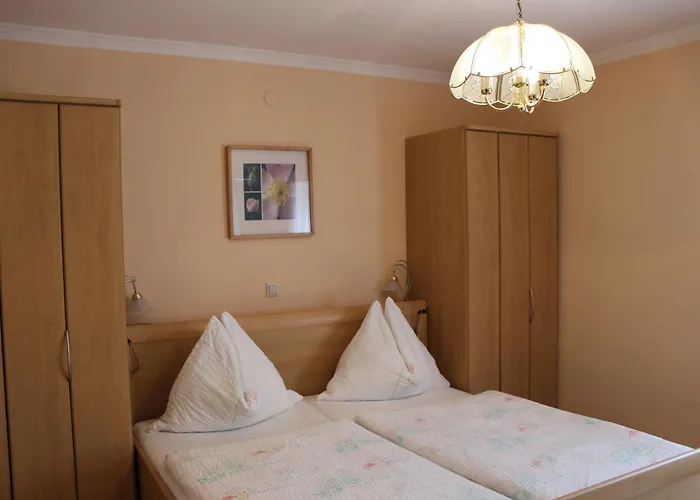 Jaegerwirt Pensión 3*